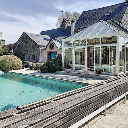Gite De Charme "La Maison Saint-Leonard" Avec Piscine, Spa, Vue Sur Le Mont Saint-Michel Vains Екстериор снимка