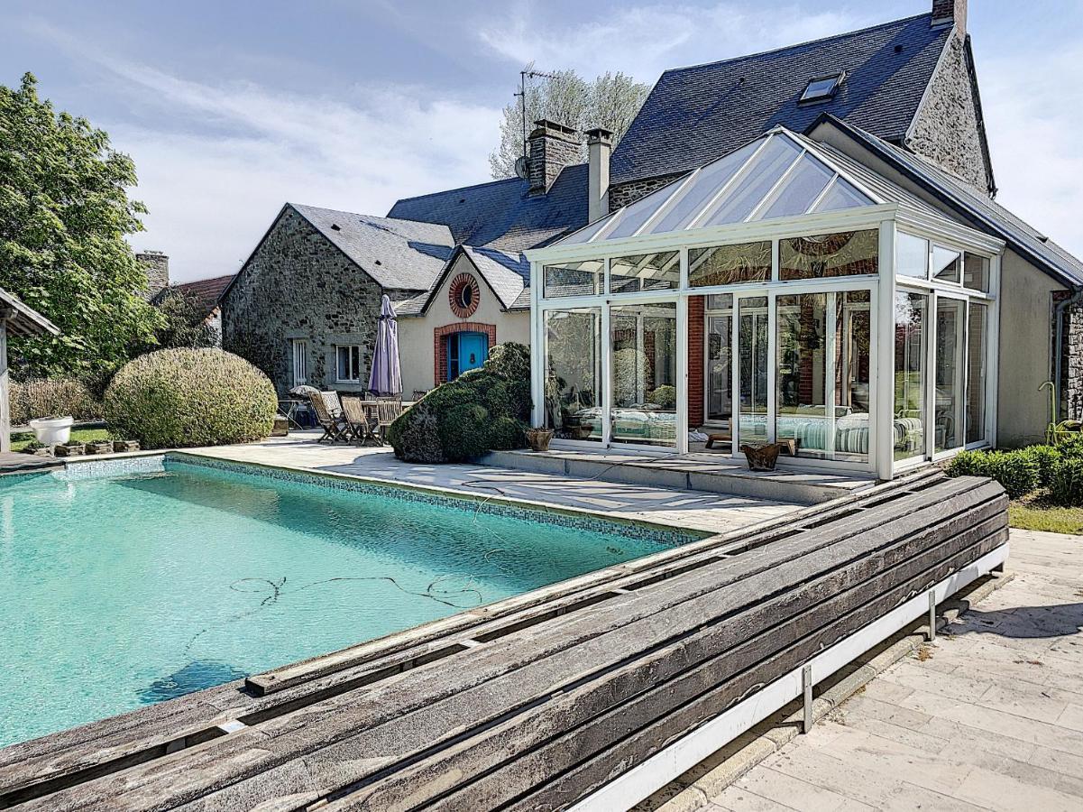 Gite De Charme "La Maison Saint-Leonard" Avec Piscine, Spa, Vue Sur Le Mont Saint-Michel Vains Екстериор снимка